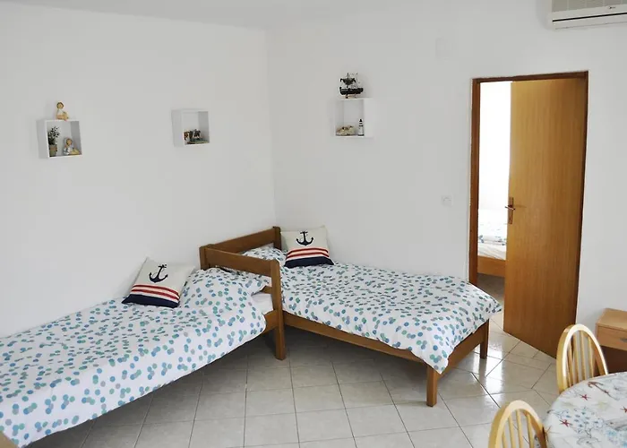 13686b 公寓 维尔